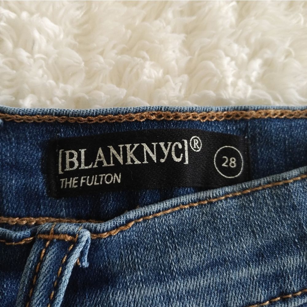 ✨️HP✨️ Blank NYC🗽The Fulton Mid Rise Denim Shorts - NWT - Picture 3 of 13